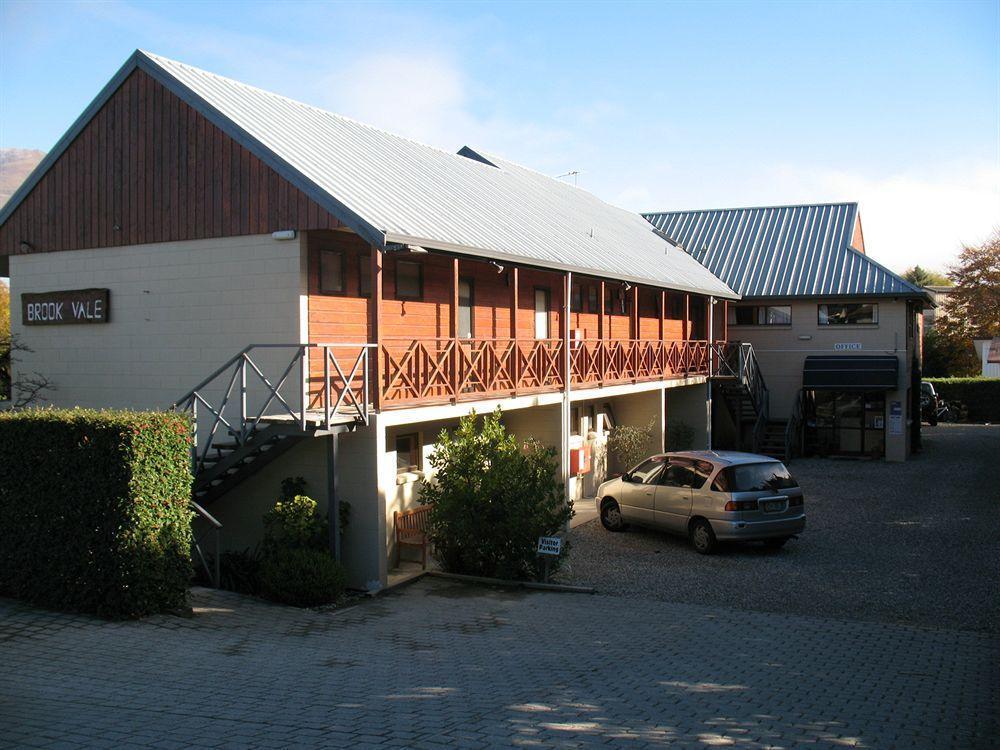 Asure Brookvale Motel Wanaka Exterior photo